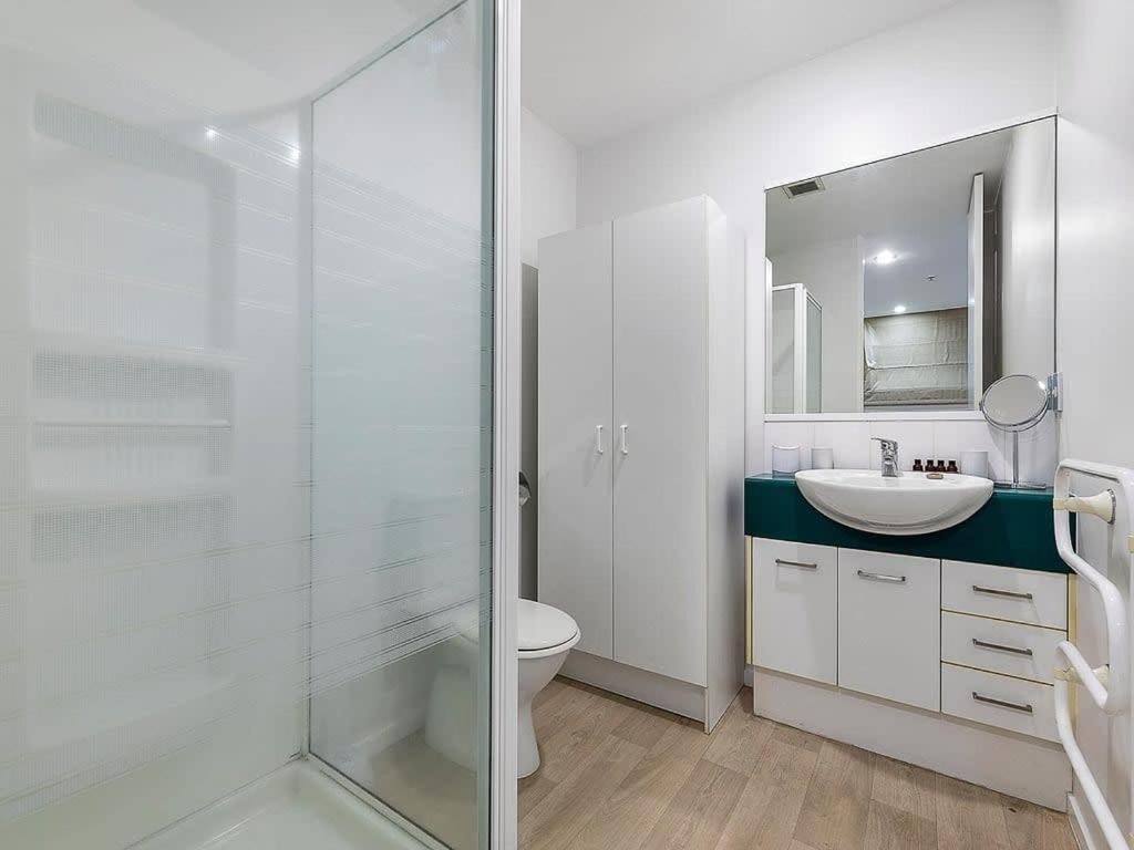 Beautiful Sky Tower View Home Near K' Road W/ Free Parking Auckland Ngoại thất bức ảnh