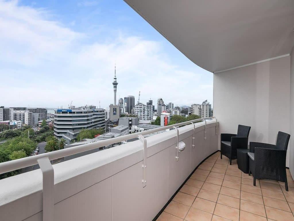 Beautiful Sky Tower View Home Near K' Road W/ Free Parking Auckland Ngoại thất bức ảnh