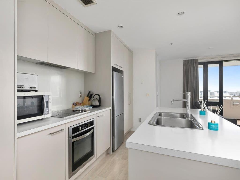 Beautiful Sky Tower View Home Near K' Road W/ Free Parking Auckland Ngoại thất bức ảnh